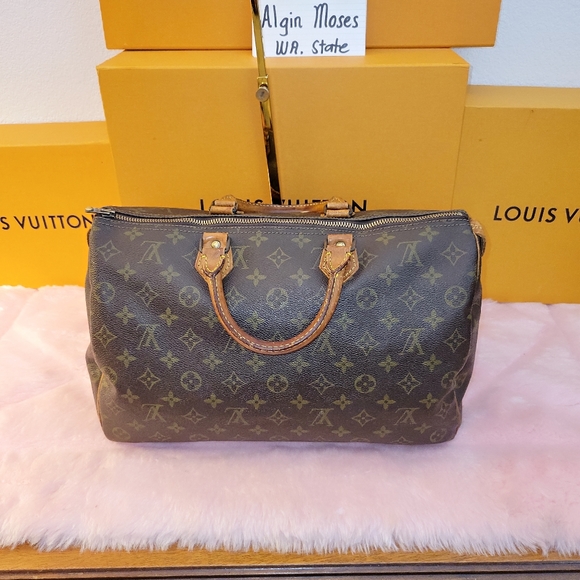 SOLD!!! Speedy 35 Louis Vuitton handbag - Picture 14 of 15